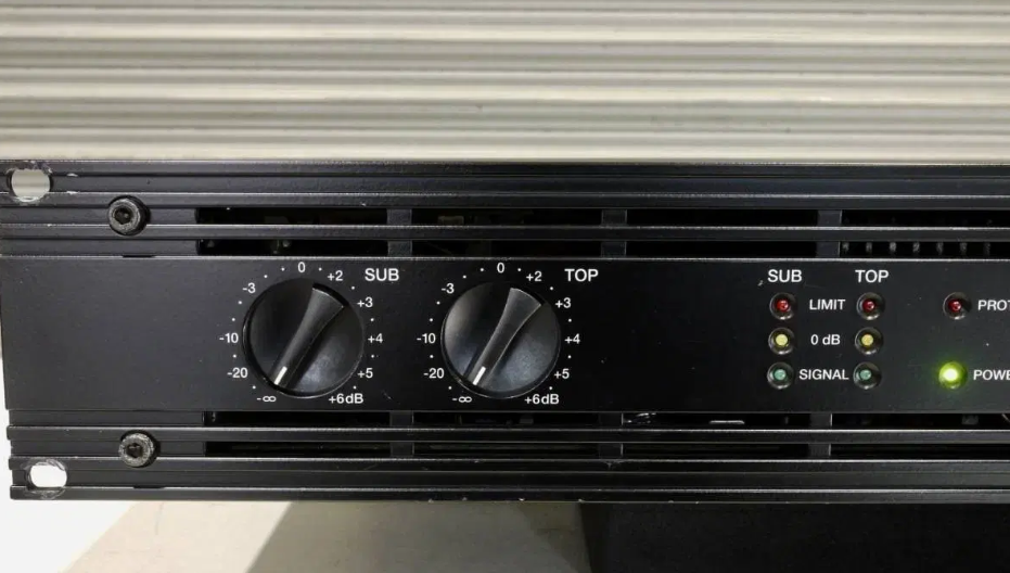 특A급 다이나코드 XA-4000 파워앰프