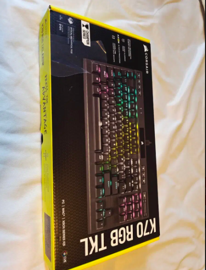 커세어 K70 RGB TKL opx 키보드 팝니다