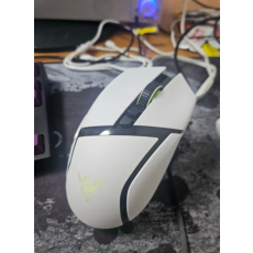 레이저 바실리스크 v3 pro 35k팔아요~