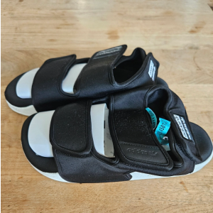 adidas 샌들 245