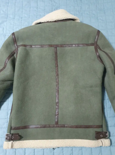 자라 무스탕 100~105 사이즈